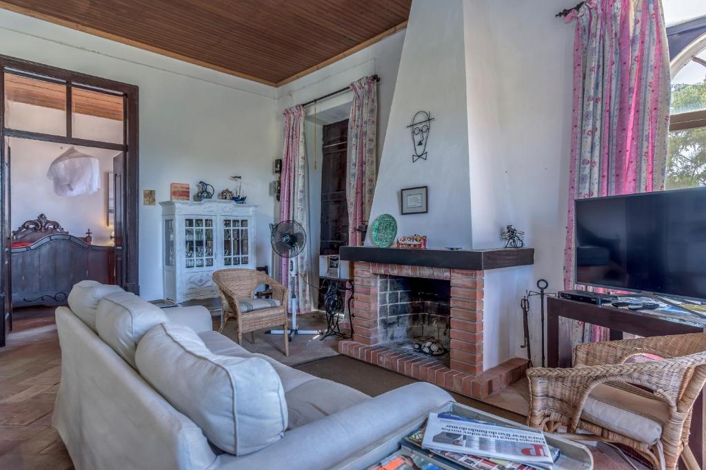 FLH Tavira Country House room 1